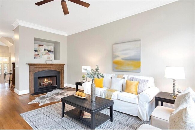 Foto del edificio - 5408 Glenridge Cove NE