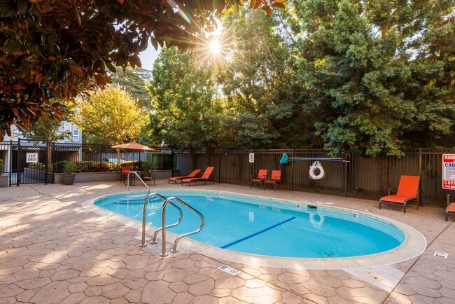 Building Photo - Palace Apartment Homes