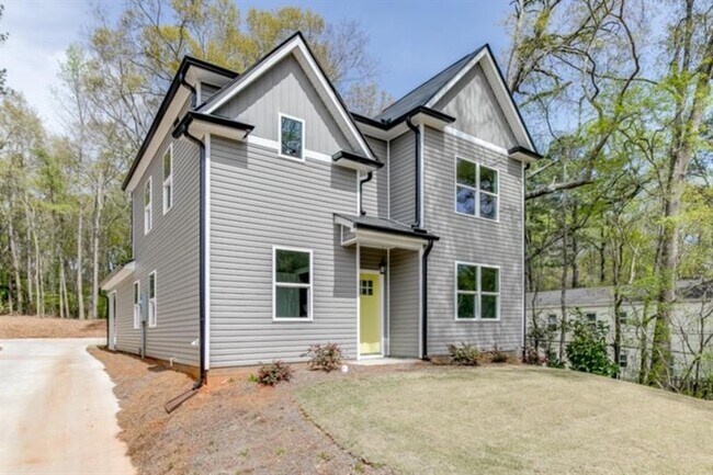 Building Photo - 1641 E Broad St