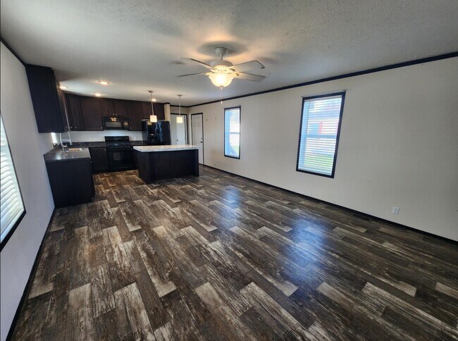 Building Photo - 3505 Cedar Loop