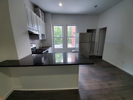 Foto del edificio - 111 Bowers St