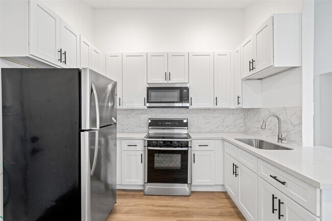 Foto del edificio - 911 Knight St