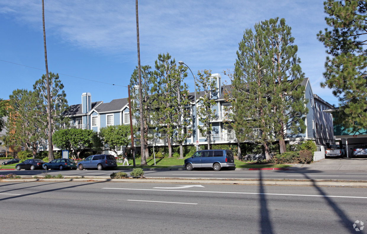 Primary Photo - Sherman Way Apartments