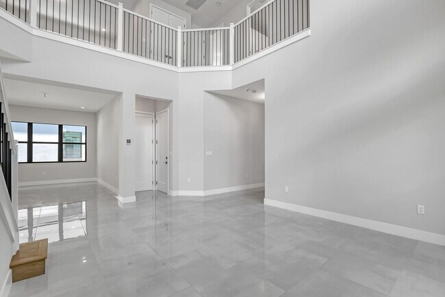 Building Photo - 13025 Feathering Wy