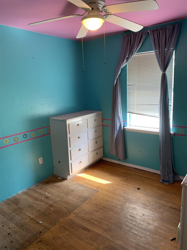 Foto del edificio - 6816 Ashby Terrace