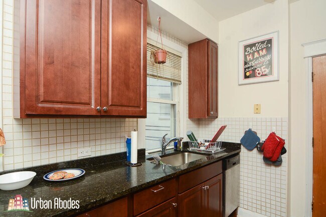 Foto del edificio - 1217 W George St