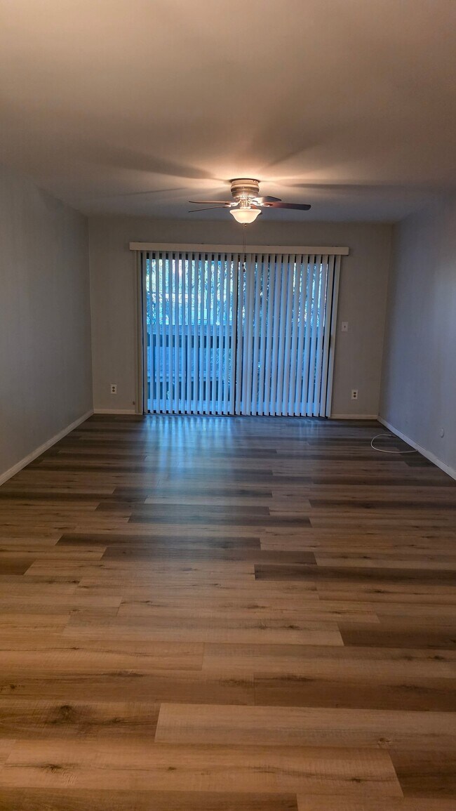 Building Photo - 22100 Burbank Blvd