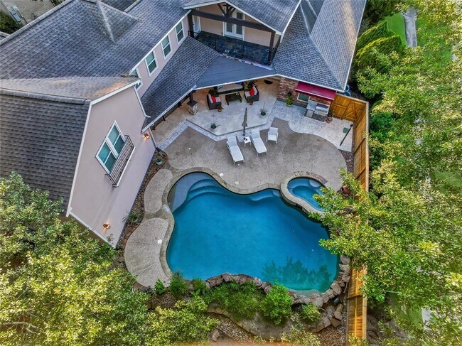 Foto del edificio - 1 Greenridge Forest Ct