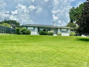 Building Photo - 1300 Lake Ariana Blvd