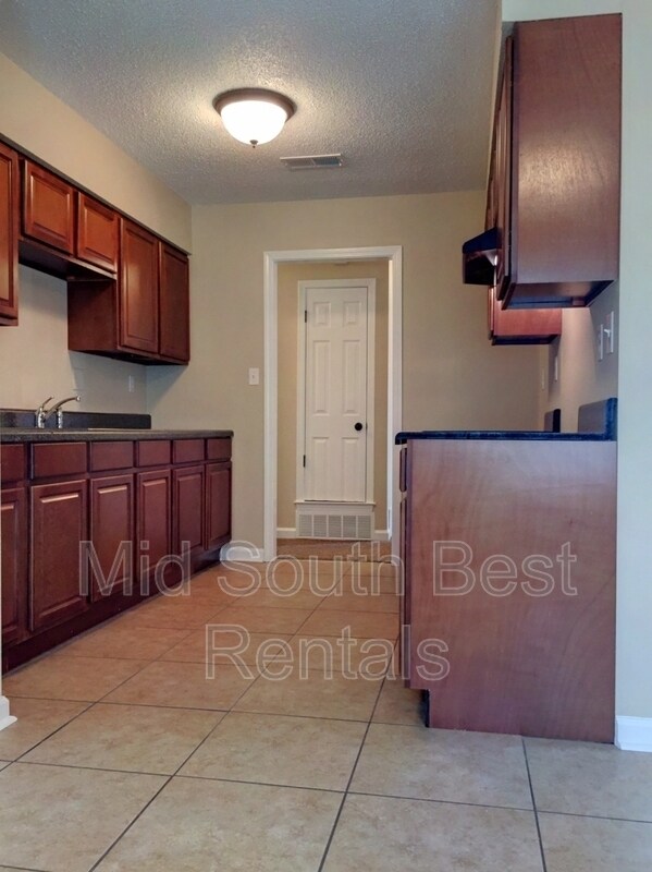 Foto del edificio - 4859 Chevron Rd