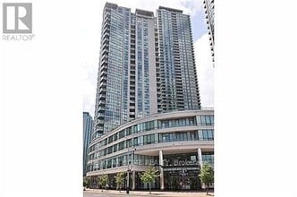 Building Photo - 12 Yonge St