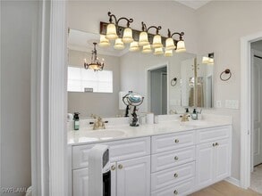 Building Photo - 9560 Cedar Creek Dr