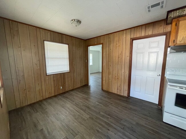 Building Photo - Home for rent in Lake Charles
