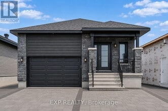 Building Photo - 1220 Montblanc Cres