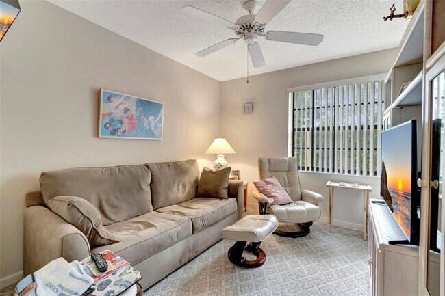 Building Photo - 5131 Europa Dr