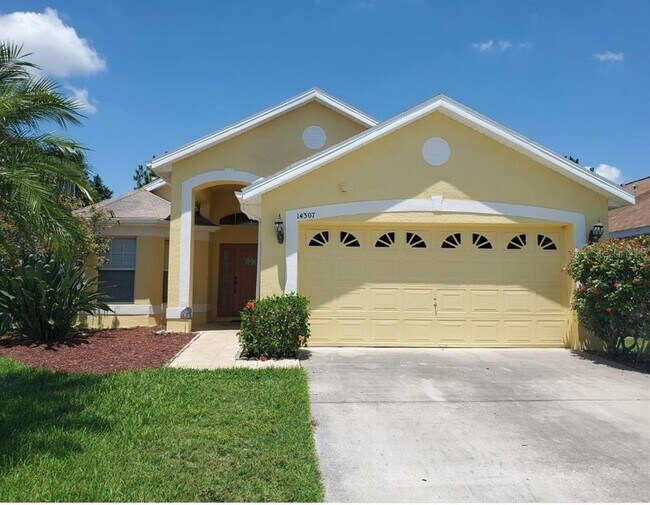 Foto del edificio - 14307 Sapphire Bay Cir