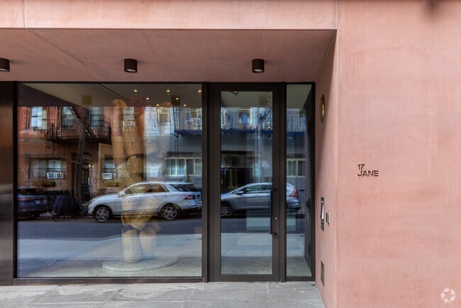 Entrance - 17 Jane St