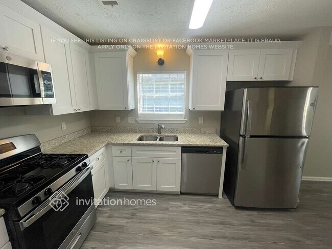 Foto del edificio - 1415 Oak Knoll Dr NE