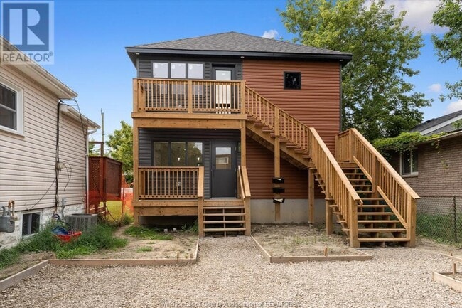 Building Photo - 1287 Aubin Rd