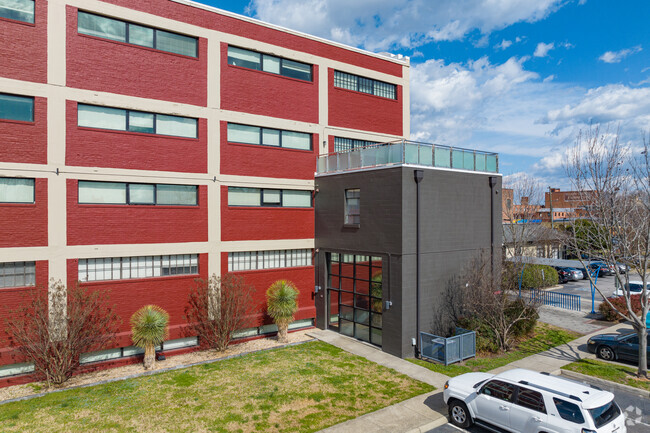 Building Photo - Star Lofts