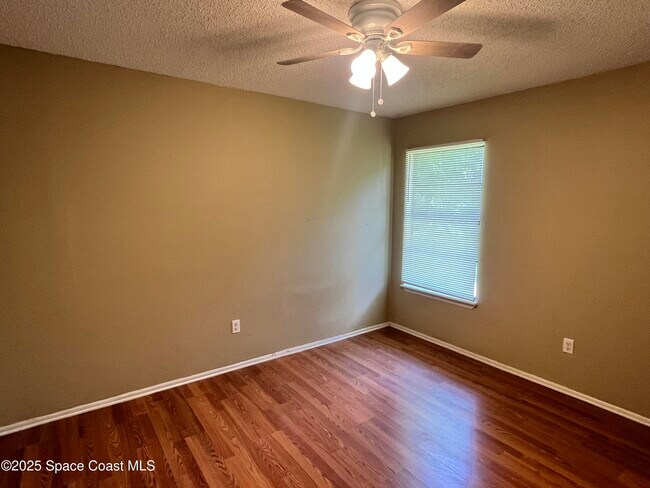Building Photo - 1186 Lamplighter Dr NW