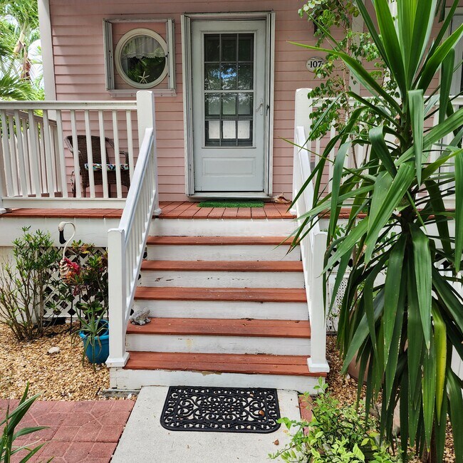 107 Golf Club Dr, Key West, FL 33040 Townhome Rentals in Key West FL