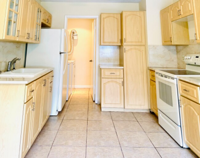 Foto del edificio - 398 NE 82nd Terrace