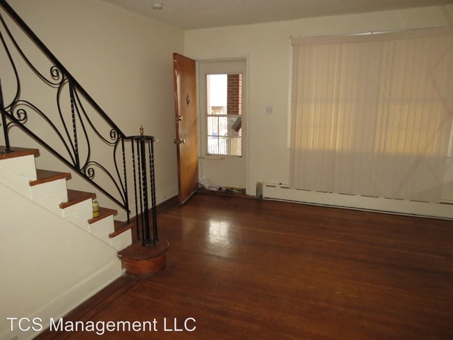 Foto del edificio - 3 br, 1 bath House - 211 West Spencer Street