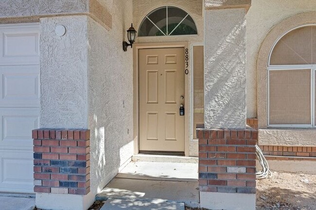 Building Photo - 8830 E Dallas St