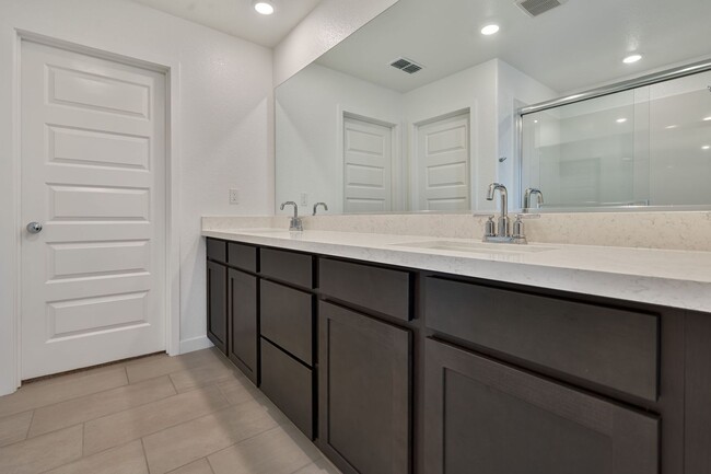 Building Photo - Brand-New 4BR Home with Solar in Rancho Co...