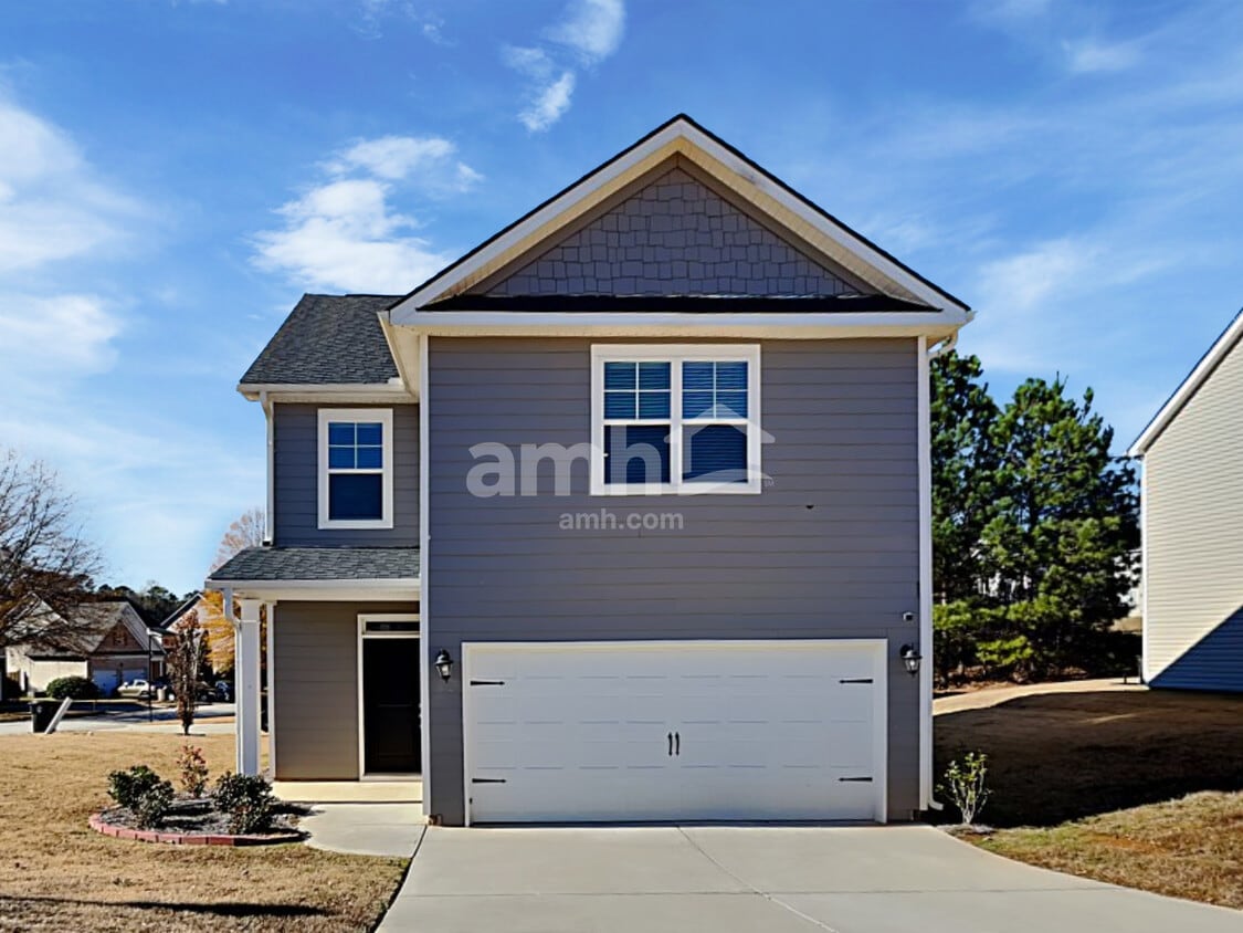 8137 Willowbank Way House Rental in Douglasville, GA