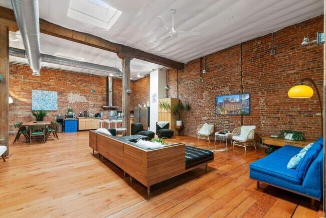 Foto del edificio - 3799 N Williams St