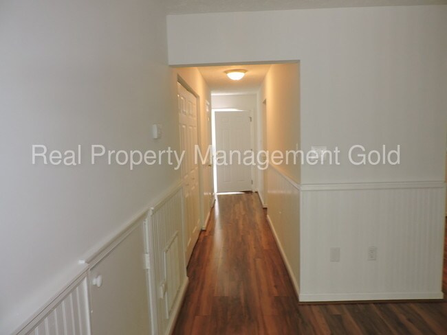 Foto del edificio - 4159 Log Teal Dr