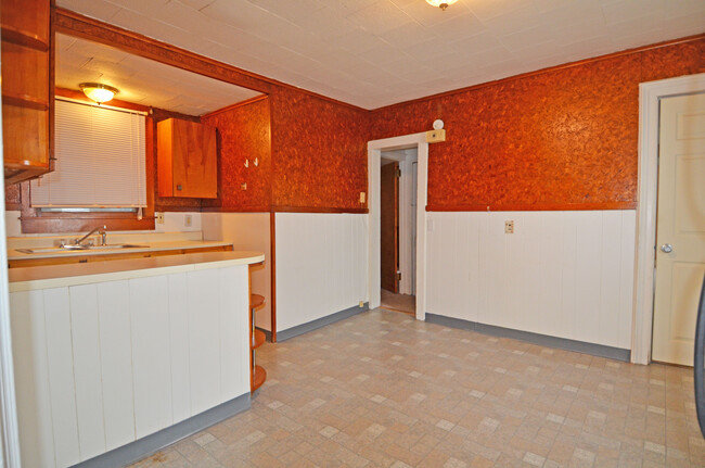 Kitchen - 84 Conklin Ave