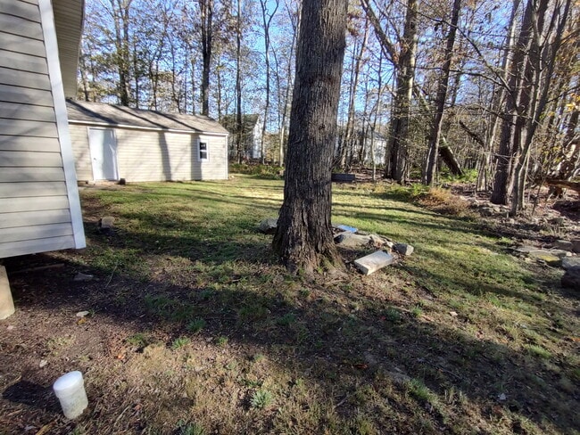 Building Photo - 1010 Eisenhower Way