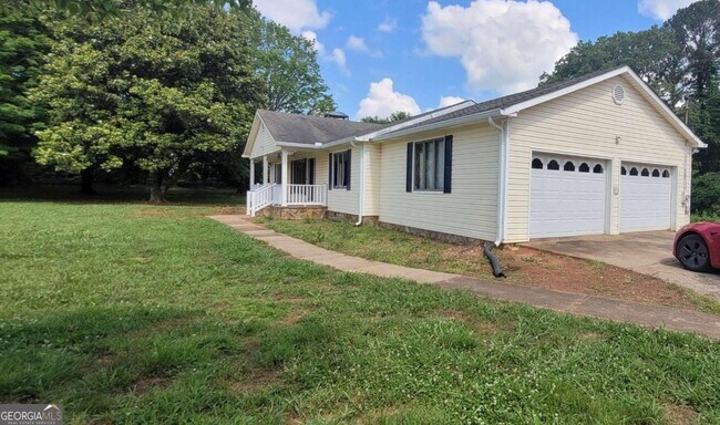 Building Photo - 2963 Avery Rd