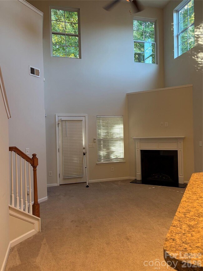 Building Photo - 5615 Tipperlinn Way