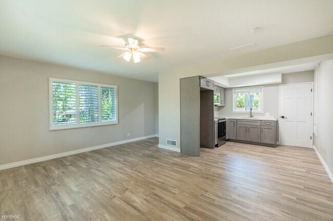 Building Photo - Studio, 1 bath House - 11980 Red Hill Aven...