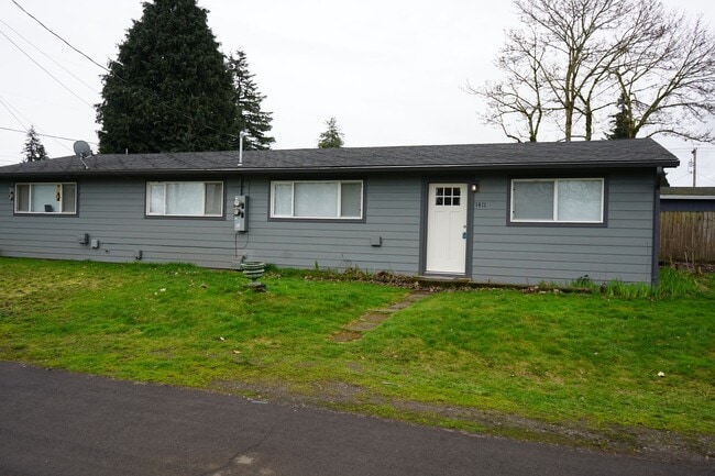 Photo - 1410 E 30th St House