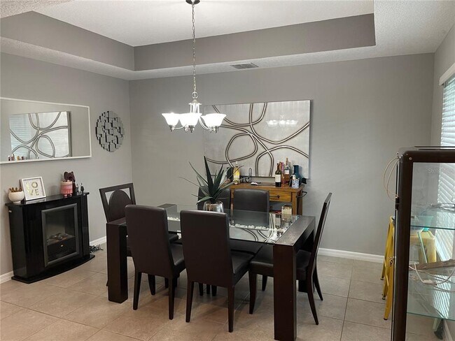 Foto del edificio - 775 Maple Leaf Loop