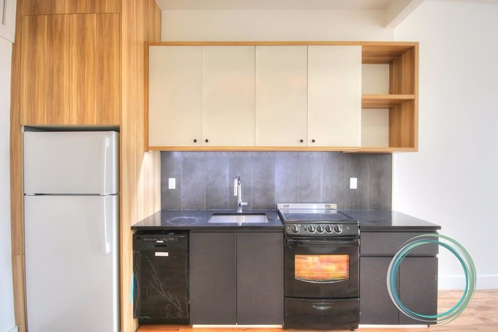 Foto principal - 2104 Fulton St