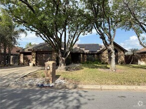 Building Photo - 6016 N 29th Ln