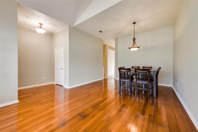Foto del edificio - 1525 Creekstone Ct