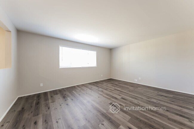 Foto del edificio - 3518 W Shangri-la Rd