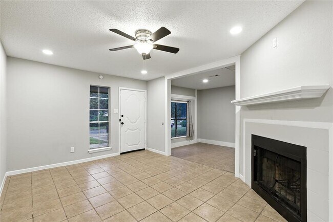 Foto del edificio - 4103 Koala Dr