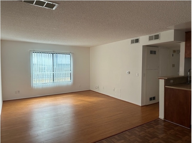 Building Photo - 710 Crenshaw Blvd