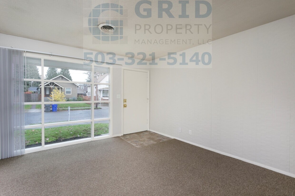 Primary Photo - Charming 2 Bedroom Home Available in North...