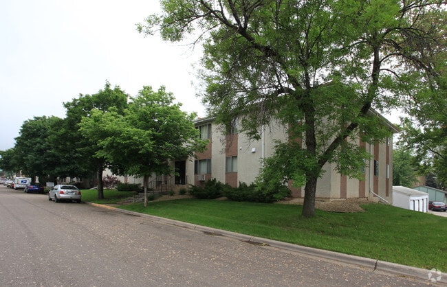 Building Photo - Parkside Apartments