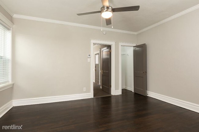 Foto del edificio - 1028 Childress Ave