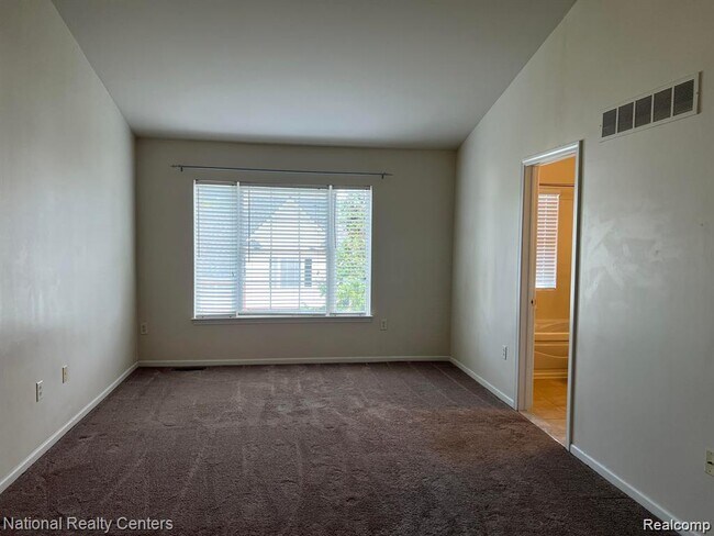 Foto del edificio - 41827 Yeats Dr